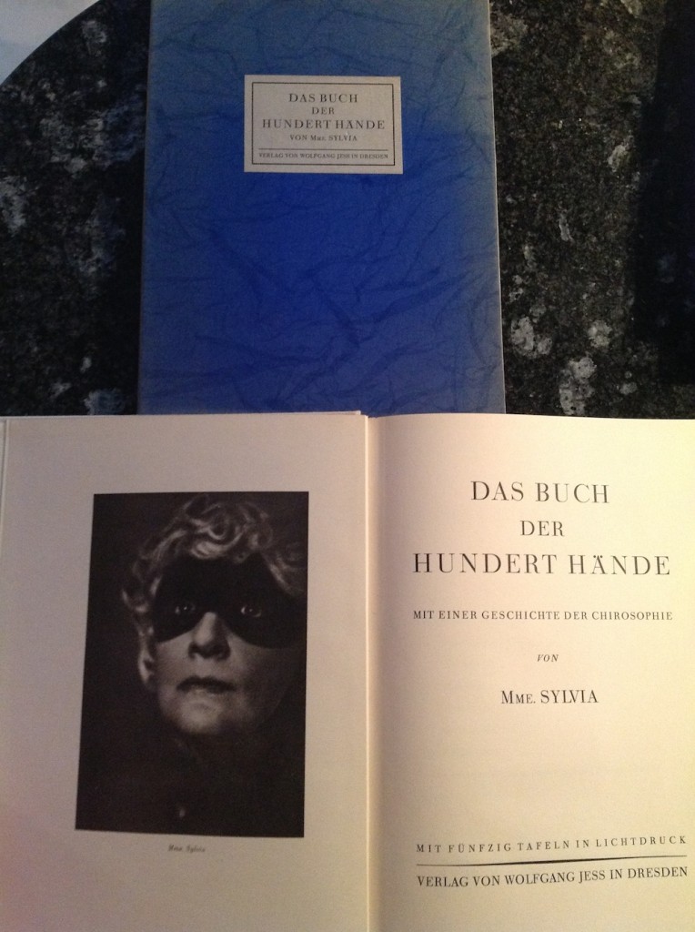 Das Buch der Hundert Hände by mme Sylvia photographs of Edison and Einstein's hands